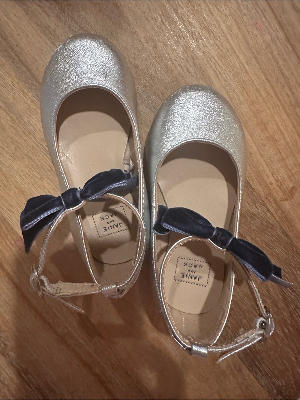 Janie and Jack Silver Ballet Flats with Navy Bow